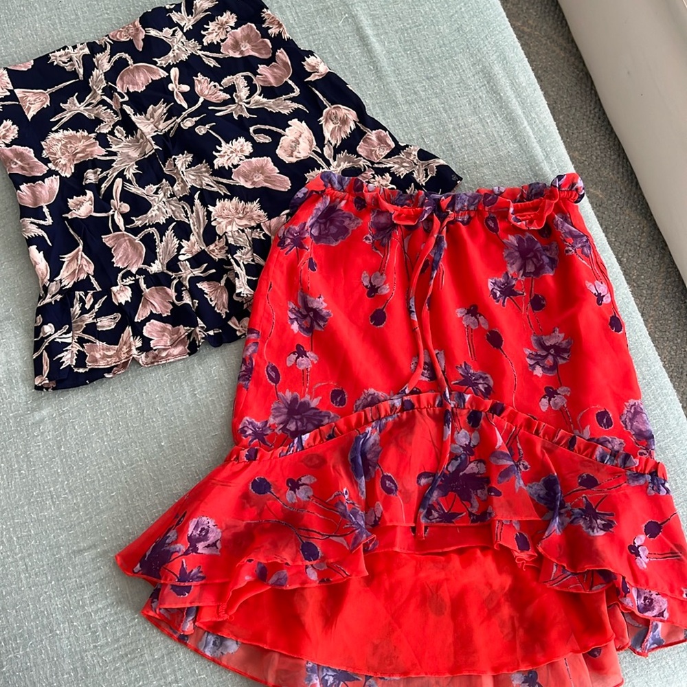 2 Skirt bundle - XS and Small